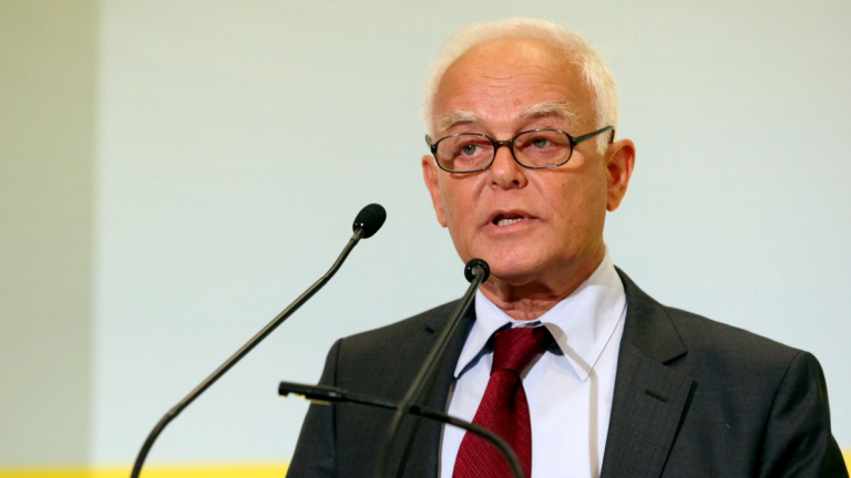 Πέθανε ο καθηγητής Νομικής και πρώην υπουργός Αντώνης Μανιτάκης