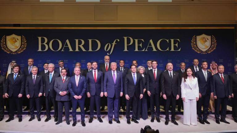 Ο Τραμπ συγκαλεί «Συμβούλιο Ειρήνης» με συμμετοχή άνω των 40 χωρών — Ταμείο 5 δισ. δολαρίων για την Γάζα