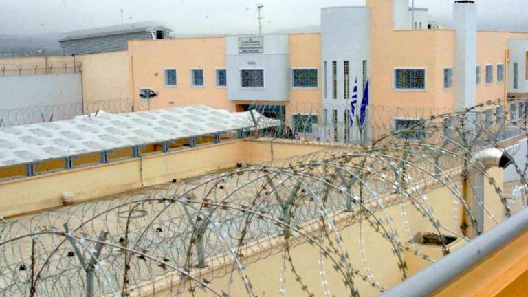 Δολοφονία στις Φυλακές Δομοκού: Προσωρινά κρατούμενοι ο δράστης και ο Αρχιφύλακας