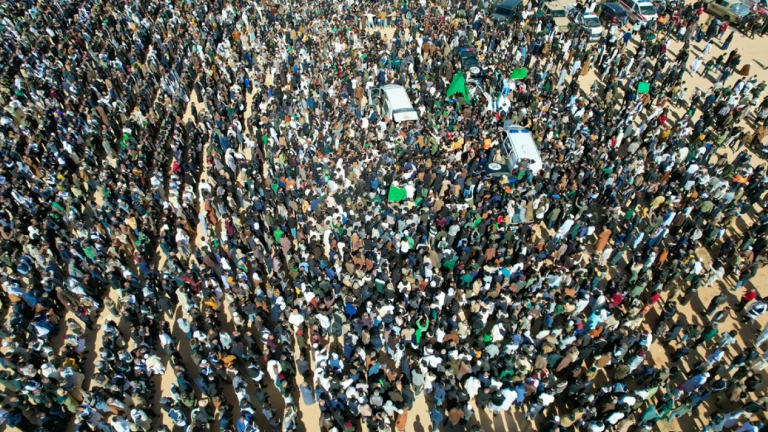 Λιβύη: Πλήθος υποστηρικτών του Καντάφι στην κηδεία του γιου του, Σαΐφ αλ Ισλάμ