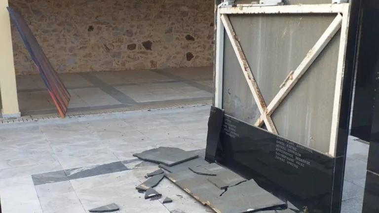 Καισαριανή: Άγνωστοι βανδάλισαν το μνημείο των εκτελεσθέντων κομμουνιστών