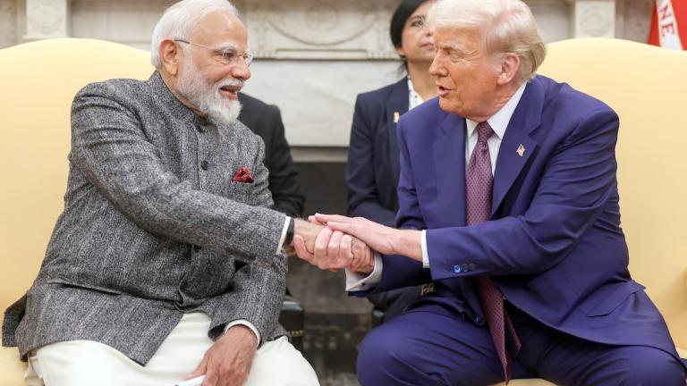 Τραμπ: Ανακοίνωσε συμφωνία ΗΠΑ-Ινδίας για εμπόριο και ενέργεια