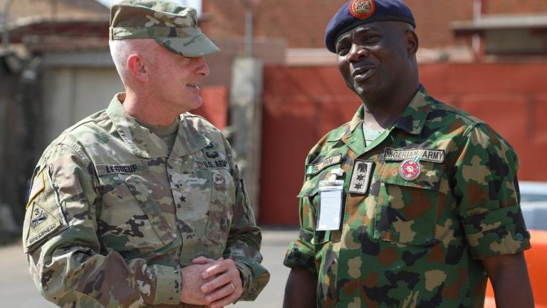 ηπα και νιγηρια στρατος