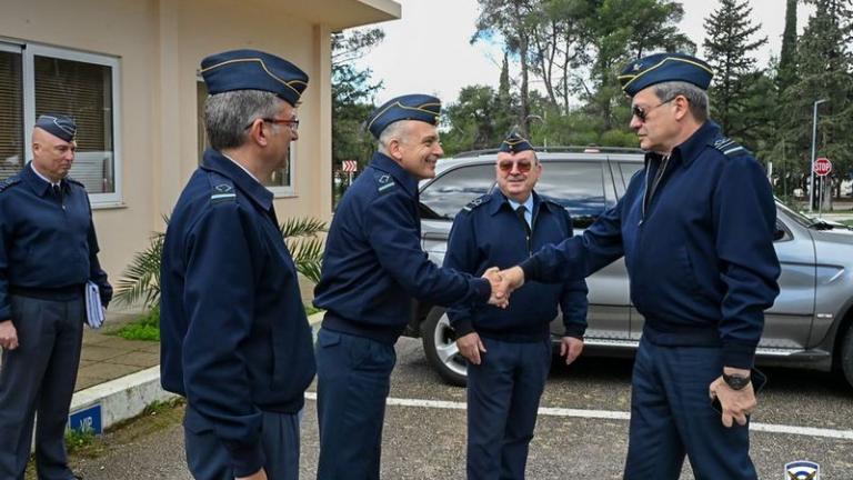  Αντιπτέραρχος (Ι) Δ.Γρηγοριάδης: Επίσκεψη στη Σχολή Ικάρων και στη Σχολή Μονίμων Υπαξιωματικών Αεροπορίας στο Τατόϊ