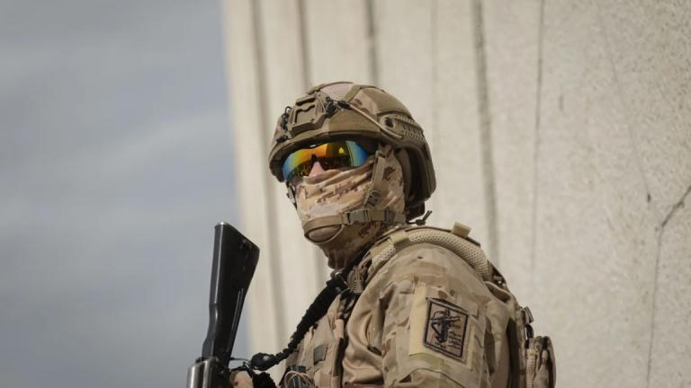 φρουροι της επαναστασης