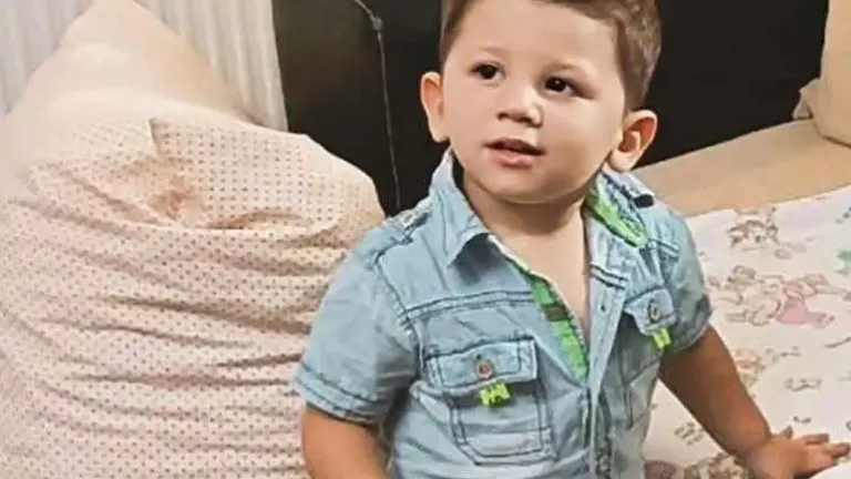 Ηράκλειο: Συγκλονίζει η δίκη για τον θάνατο του 3χρονου Άγγελου — Σοκάρει το κατηγορητήριο 