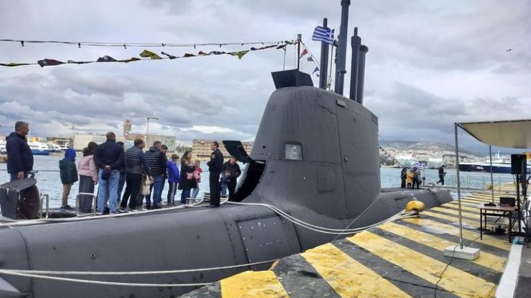 ΓΕΝ: Ευχαριστίες στις χιλιάδες του κόσμου που επισκέφθηκαν τα πολεμικά πλοία στον Πειραιά, στο πλαίσιο της Εθνικής Επετείου της 25ης Μαρτίου