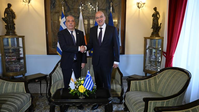 νικος δενιας κυπριος υπαμ