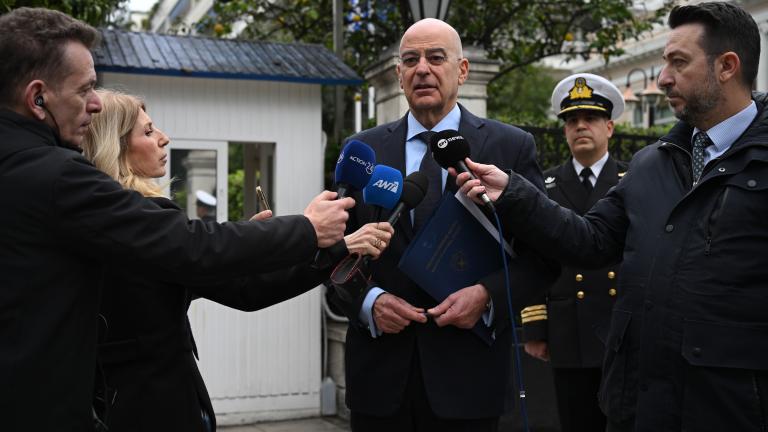 νικος δενδιας