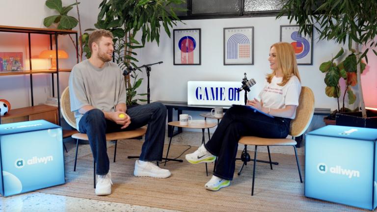 Σάσα Βεζένκοφ κάνει buzzer beater στην πρεμιέρα του Game On με τη Ντορέττα Παπαδημητρίου