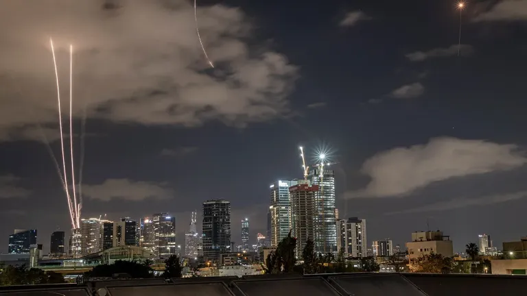 πολεμος στη μεση ανατολη