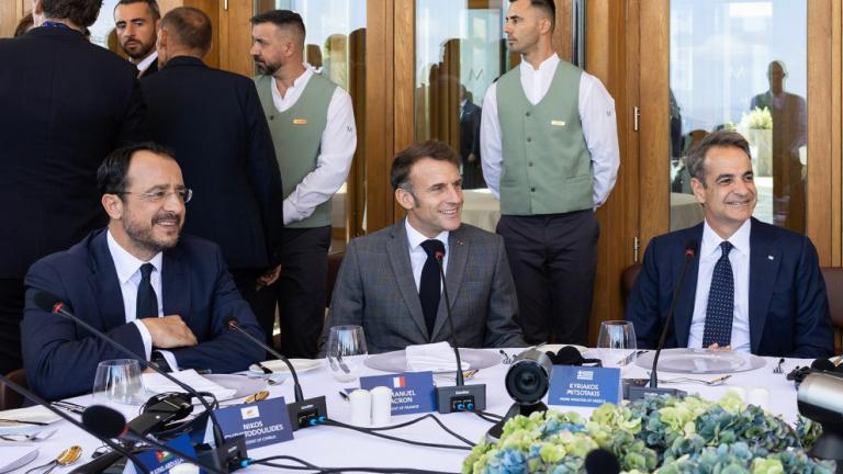 μακρον χριστοδουλιδης μητσοτακης