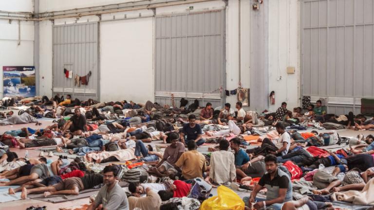 μεταναστες