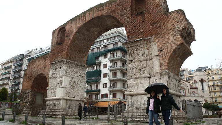 βροχερος καιρος