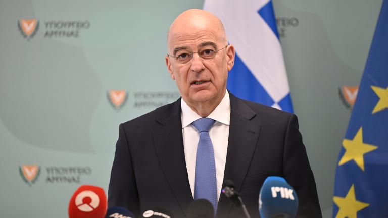 νικος δενδιας