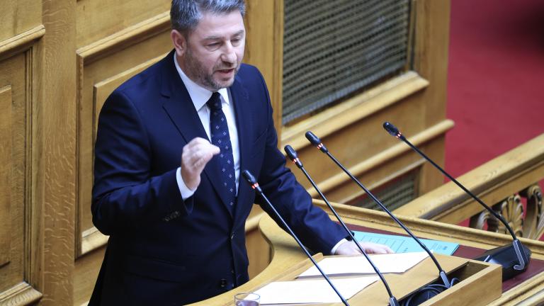 νικος ανδρουλακης