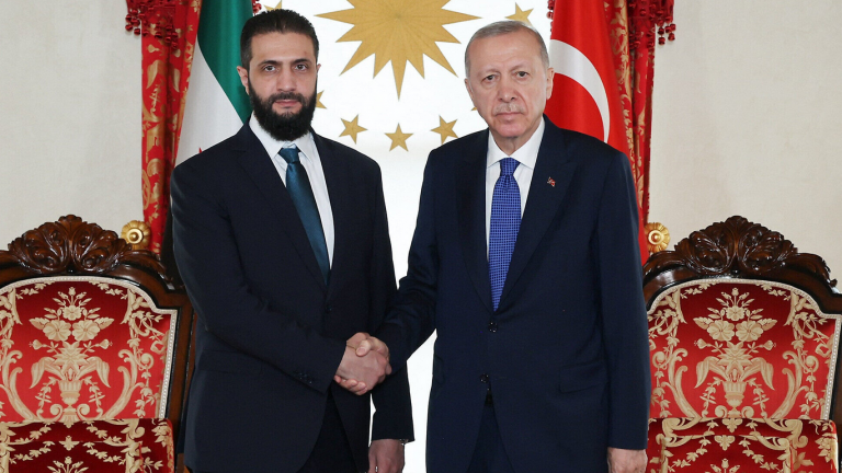 Τουρκία: Η Άγκυρα διαψεύδει δημοσίευμα του Reuters ότι ζήτησε από τη ΜΙ6 να προστατεύσει τον Αλ Σάρα