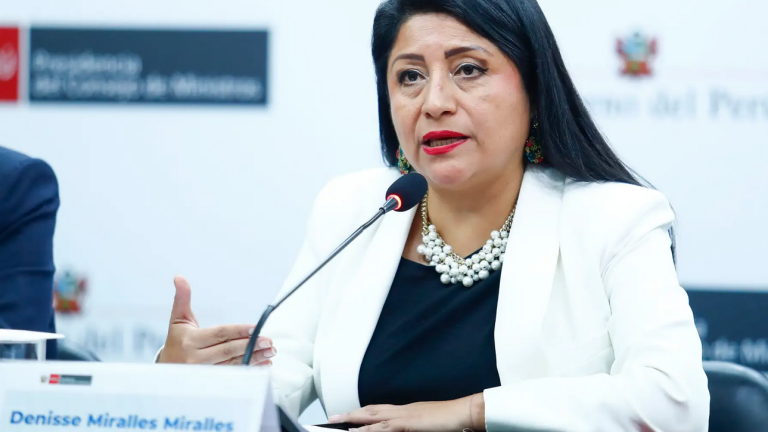 Περού: Παραιτήθηκε η πρωθυπουργός Ντενίς Μιράγιες