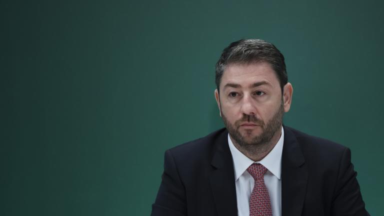 νικος ανδρουλακης