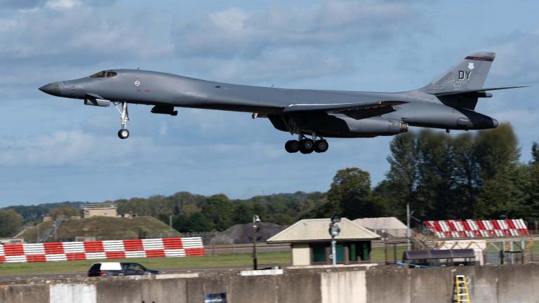 Βρετανία: Αμερικανικά Βομβαρδιστικά B-1 μεταφέρονται σε βάση της RAF - Επίκειται νέα επίθεση στο Ιράν