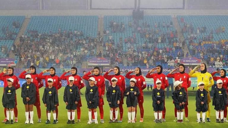 iranes-podosfairistries