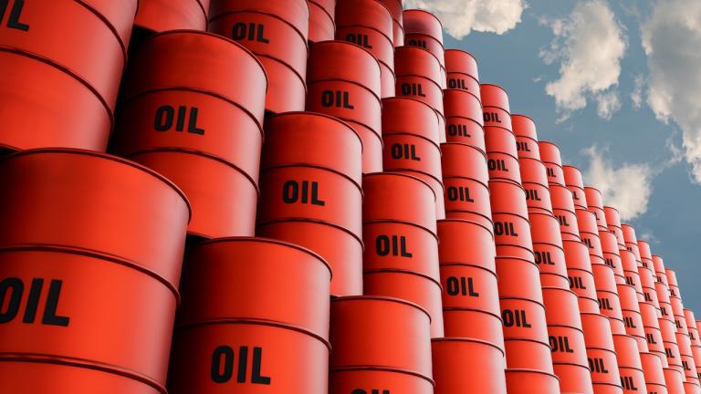 Διεθνής Οργανισμός Ενέργειας: Αποδεσμεύει 411 εκατ. βαρέλια πετρέλαιο για να συγκρατήσει τις τιμές