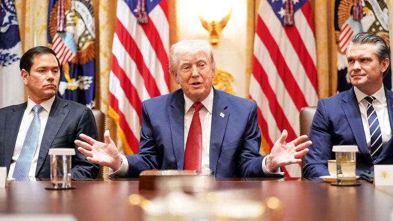 Μέση Ανατολή: Δεκαήμερη αναστολή επιθέσεων από τον Τραμπ εν μέσω κλιμάκωσης με το Ιράν