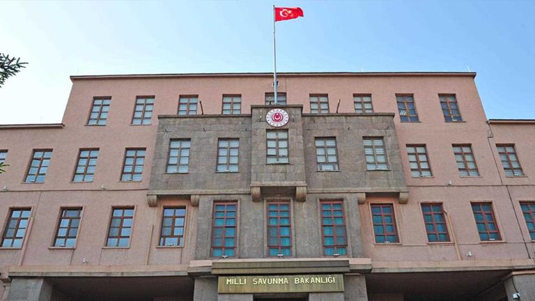 Τουρκικό Υπουργείο Άμυνας: Εξουδετερώθηκε βαλλιστικός πύραυλος που εκτοξεύθηκε από το Ιράν με στόχο το Ιντσιρλίκ