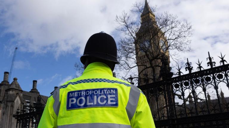 Βρετανία: Τρεις συλλήψεις σε Λονδίνο και Ουαλία για κατασκοπεία υπέρ της Κίνας