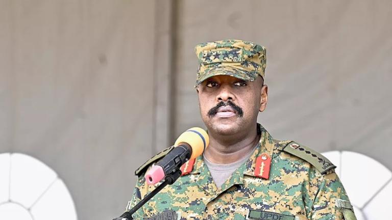  Μουχούζι Καϊνερουγκάμπα