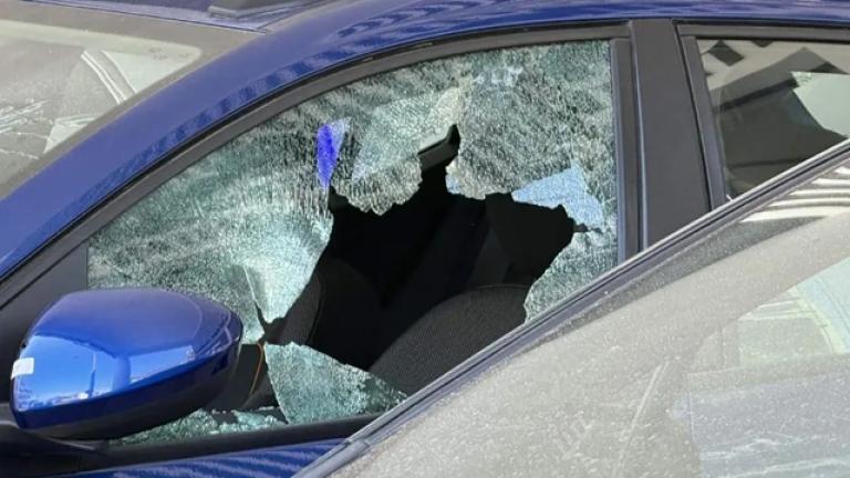 Νυχτερινή επίθεση με πυροβολισμούς σε έκθεση αυτοκινήτων στη Θεσσαλονίκη