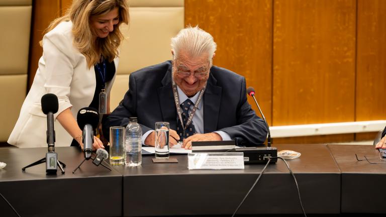 δαβακης φλεισβος