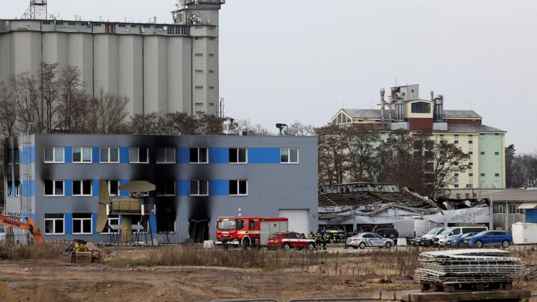 Τσεχία: Συνελήφθησαν δύο Πολωνοί για εμπρησμό σε εργοστάσιο drones