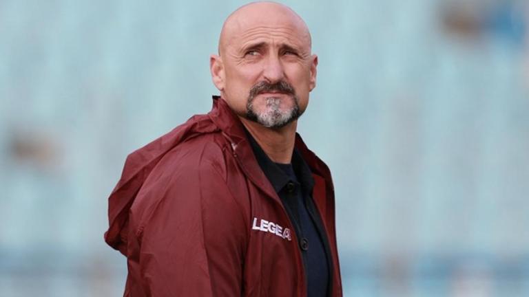 Άνω-κάτω η ΑΕΛ: Τέλος ο Παντελίδης, αναλαμβάνει ο Φέστα!