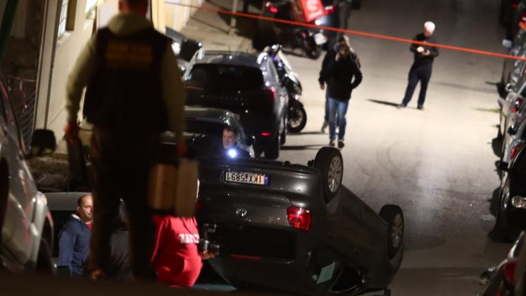 Επίθεση αντιεξουσιαστών έξω από το σπίτι του Ισίδωρου Ντογιάκου στον Βύρωνα