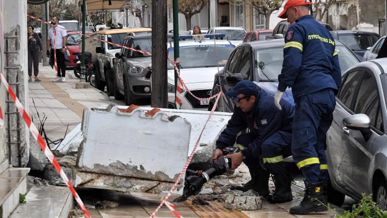 κορινθος πτωση μπαλκονιου