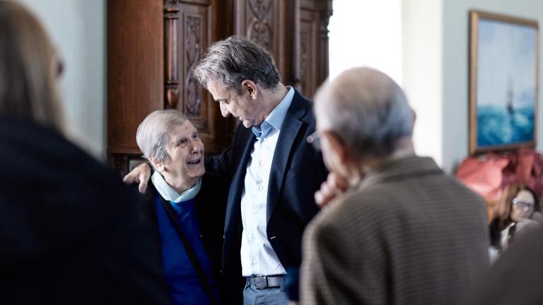 Μητσοτάκης από το Γηροκομείο Αθηνών: Στόχος η καλύτερη δομή φροντίδας στη χώρα