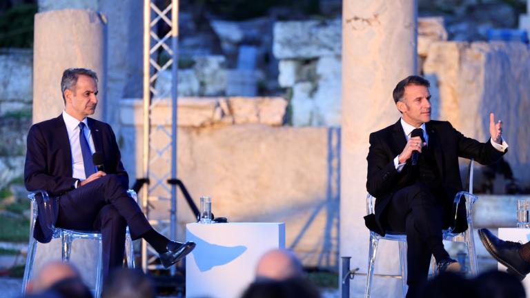 Ελληνογαλλική στρατηγική συμμαχία: Με ισχυρούς συμβολισμούς και πολιτικά μηνύματα επισφραγίστηκε η επίσκεψη Μακρόν