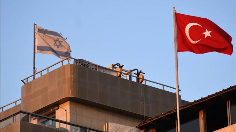 Κωνσταντινούπολη: Τρεις νεκροί από πυροβολισμούς κοντά στο προξενείο του Ισραήλ