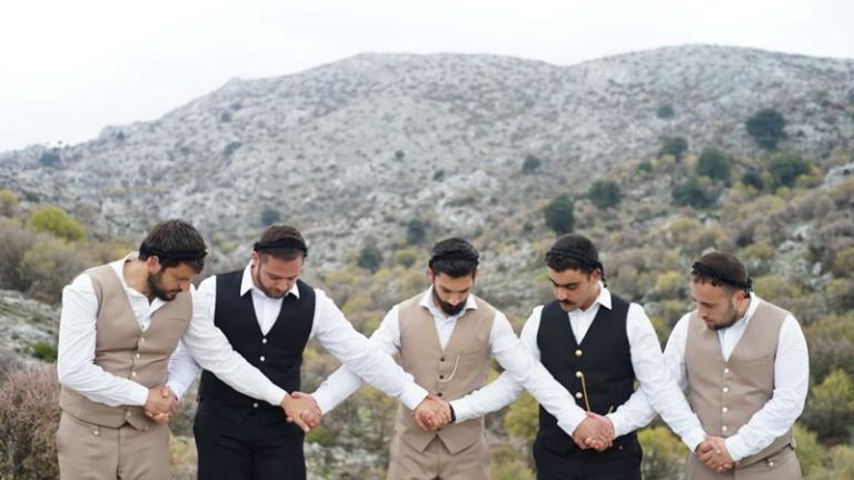 «Γιατί Είναι Μαύρα τα Βουνά»: Πρεμιέρα για τη νέα σειρά ντοκιμαντέρ σε συμπαραγωγή COSMOTE TV