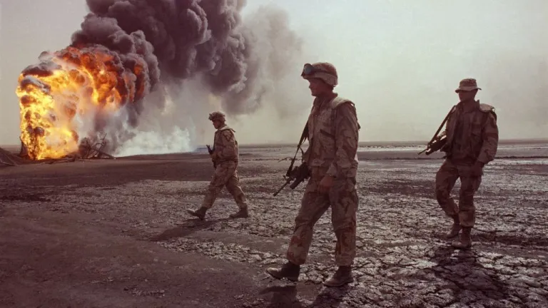 Mideast-Gulf-War-soldiers