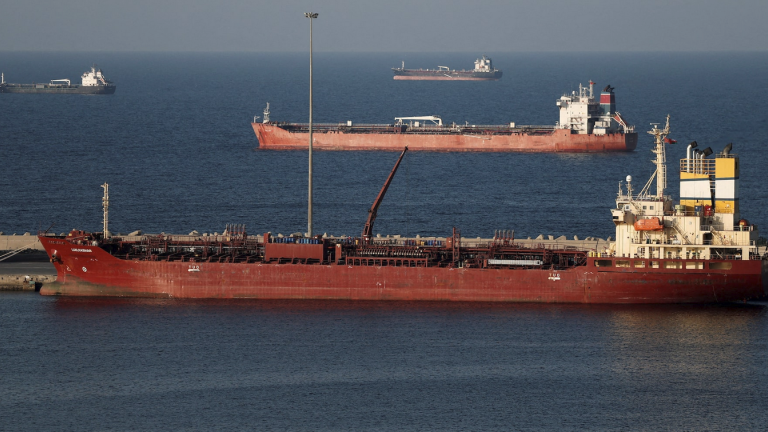 Ελλάδα, Κίνα και ΗΑΕ στις χώρες που πλήττονται περισσότερο από την κατάσταση στα Στενά του Ορμούζ