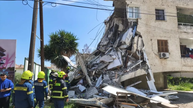 Κύπρος: Κατέρρευσε τμήμα πολυκατοικίας στη Γερμασόγεια - 3 τραυματίες, έρευνες για εγκλωβισμένους
