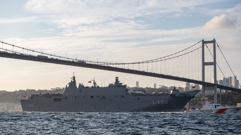 «Θα είναι η Τουρκία το επόμενο Ιράν;»: Η Άγκυρα επιταχύνει την κατασκευή αεροπλανοφόρου εν μέσω φόβων γεωπολιτικής απομόνωσης