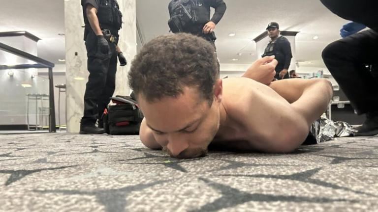 Ταυτοποιήθηκε ο ένοπλος στο δείπνο του Λευκού Οίκου – Ποιος είναι ο 31χρονος δράστης