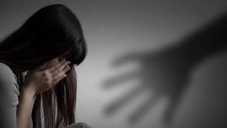 αποπλανηση ανηλικου