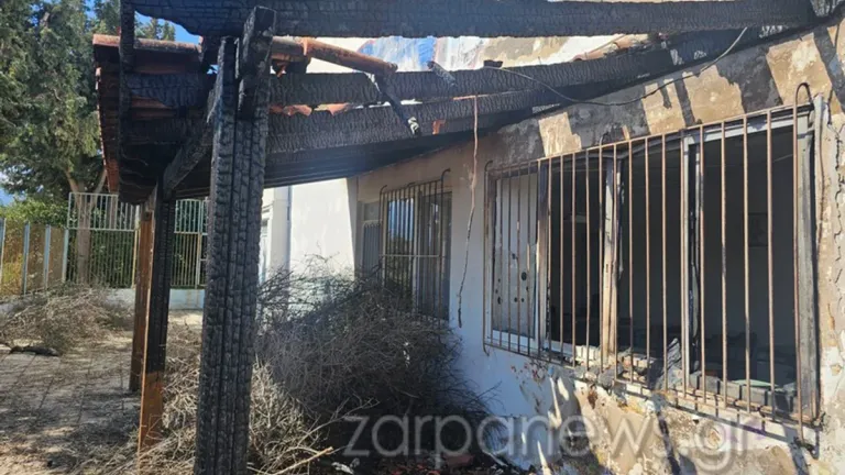 Χανιά: Φωτιά για το «κάψιμο του Ιούδα» προκάλεσε σοβαρές ζημιές σε σχολείο – Έρευνα της Πυροσβεστικής