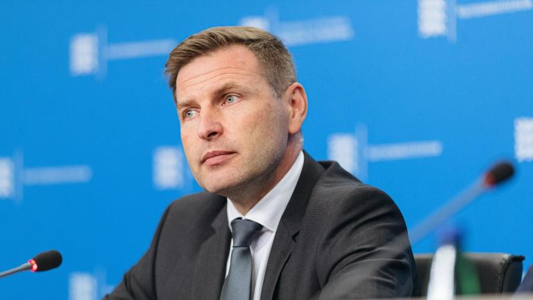 Υπ. Άμυνας Εσθονίας: Το NATO δεν θα καταρρεύσει - Οι ΗΠΑ θα μας υπερασπιστούν αν επιτεθεί η Ρωσία