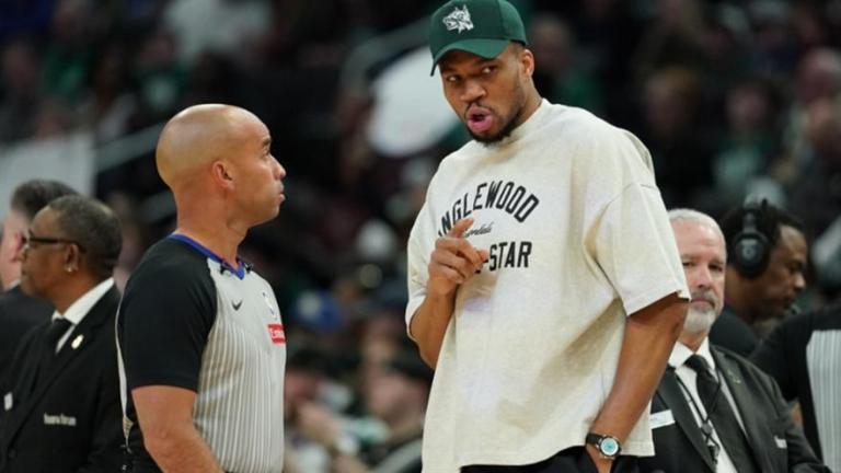 Στα άκρα Γιάννης Αντετοκούνμπο και Μπακς!