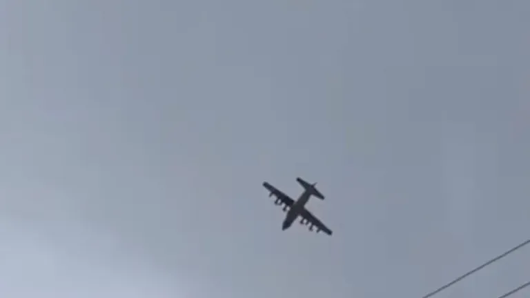 Ιράν: Οι πρώτες εικόνες από συντρίμμια αμερικανικού μαχητικού — Άγνωστη η τύχη του πληρώματος